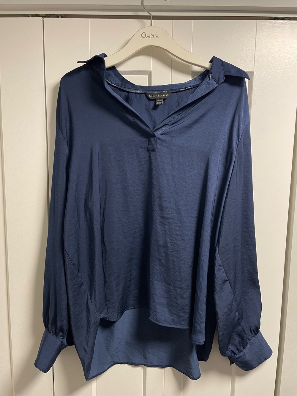 Banana Republic Satin Long Sleeve Pullover Blouse Top Collar in Blue XL